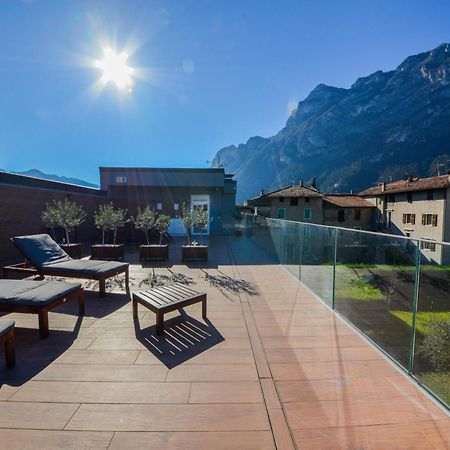 Garda Family & Solarium Appartement Riva del Garda Buitenkant foto