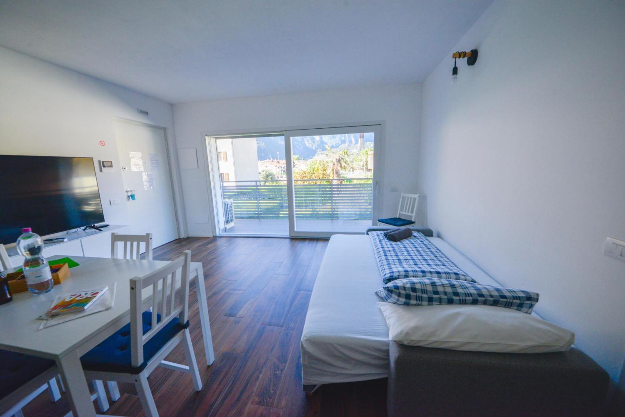 Garda Family & Solarium Appartement Riva del Garda Buitenkant foto