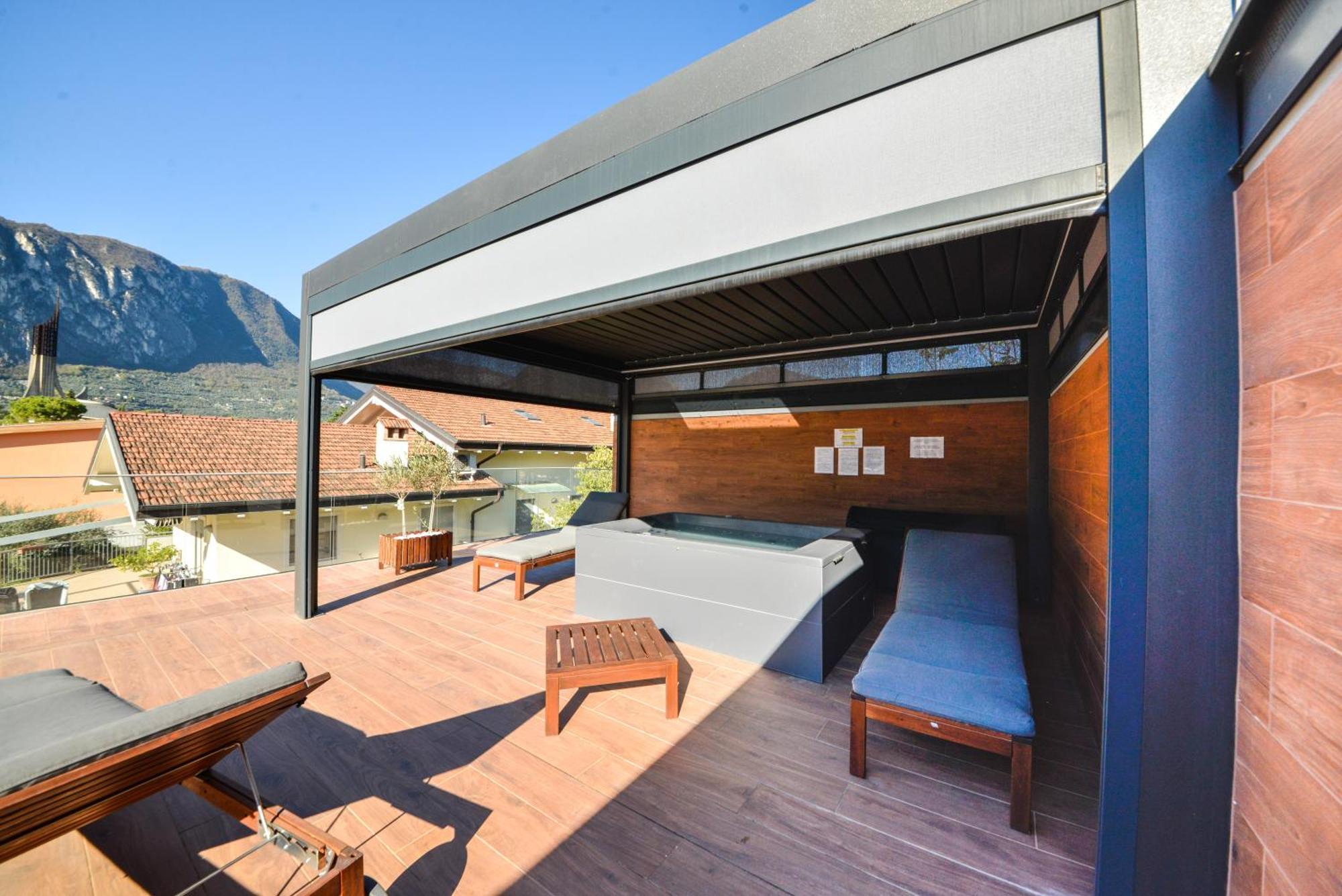Garda Family & Solarium Appartement Riva del Garda Buitenkant foto