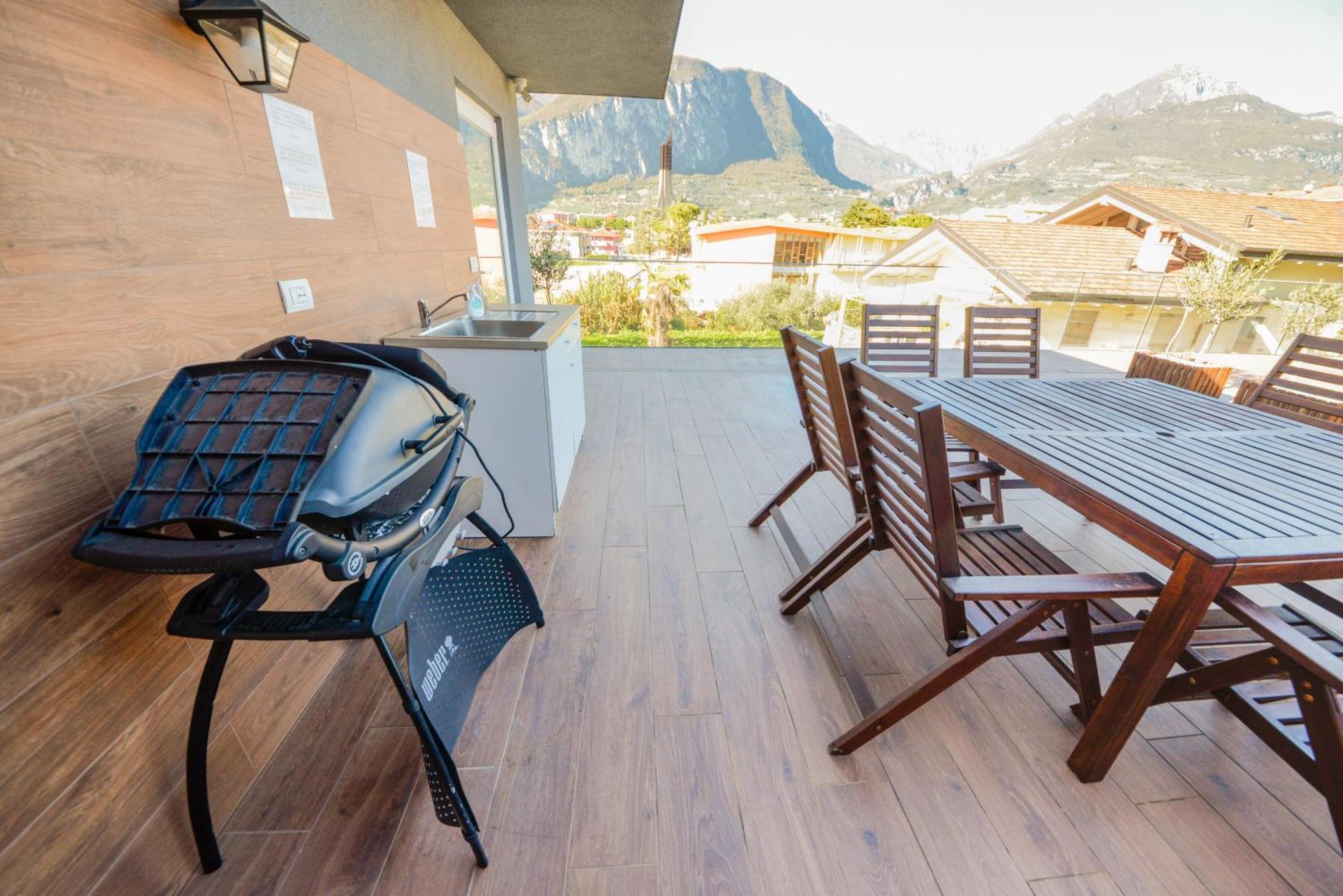 Garda Family & Solarium Appartement Riva del Garda Buitenkant foto