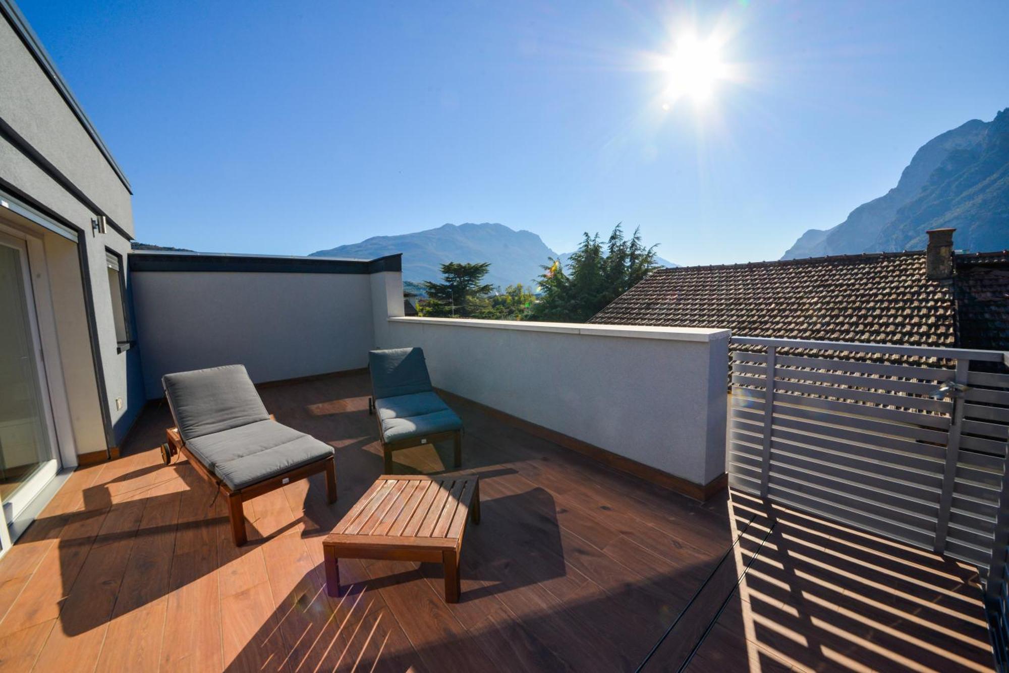 Garda Family & Solarium Appartement Riva del Garda Buitenkant foto