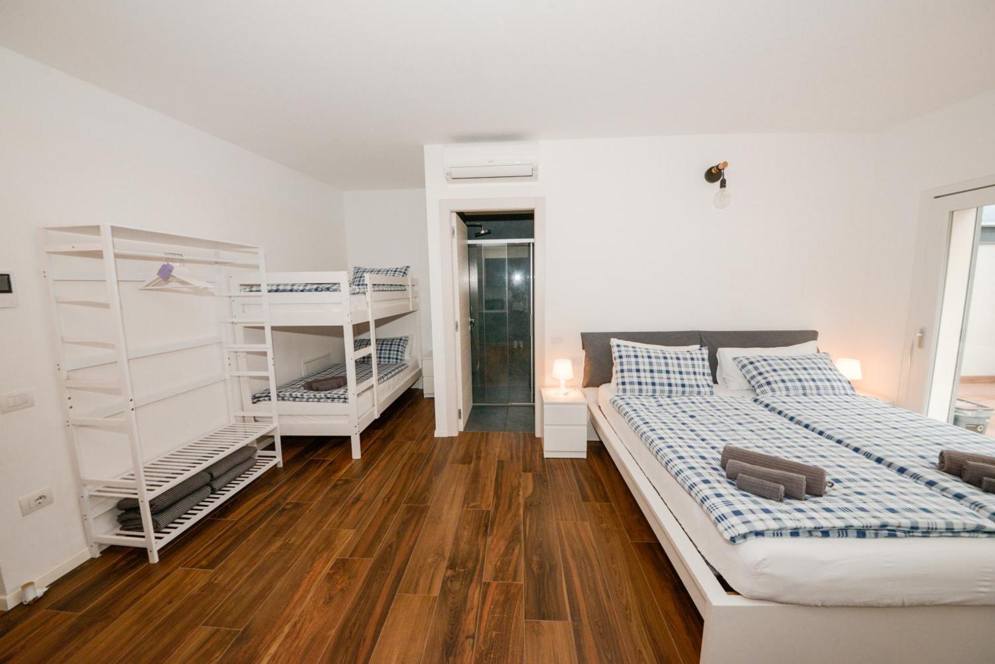 Garda Family & Solarium Appartement Riva del Garda Buitenkant foto