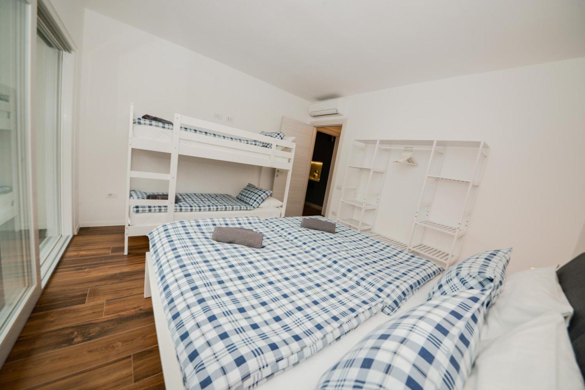 Garda Family & Solarium Appartement Riva del Garda Buitenkant foto