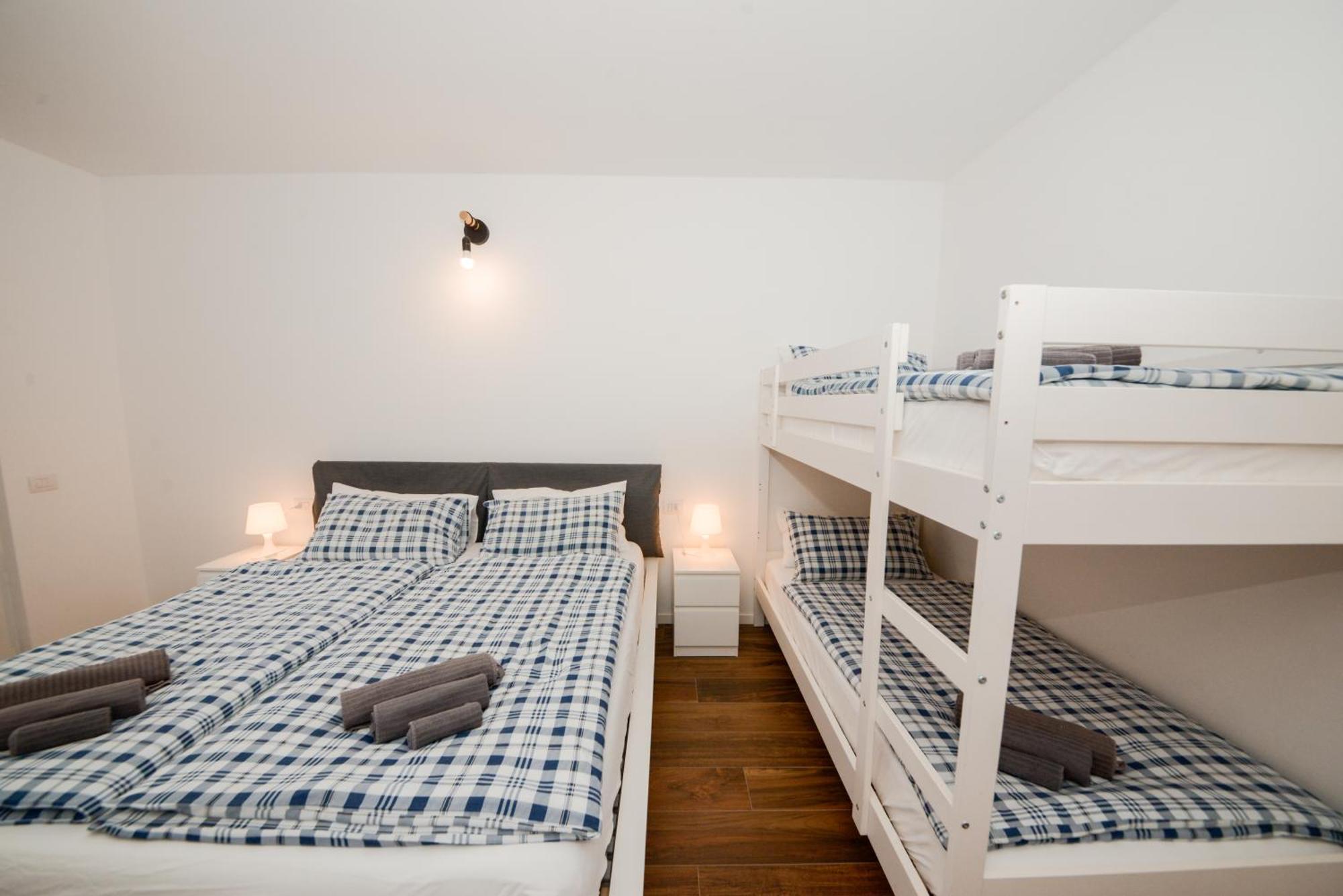 Garda Family & Solarium Appartement Riva del Garda Buitenkant foto