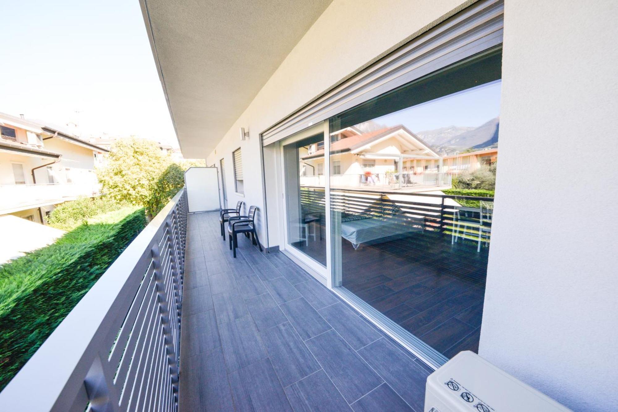 Garda Family & Solarium Appartement Riva del Garda Buitenkant foto